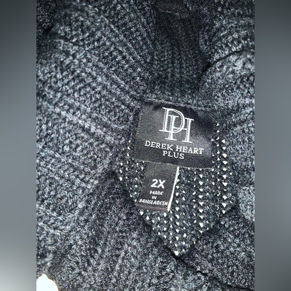 Black sweater dress - sleeveless - Picture 2 of 3